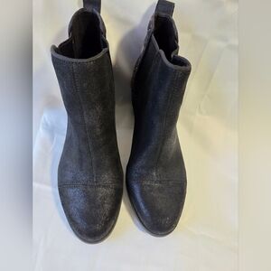 TOMS "Everly"  Black Slip-On Shoes